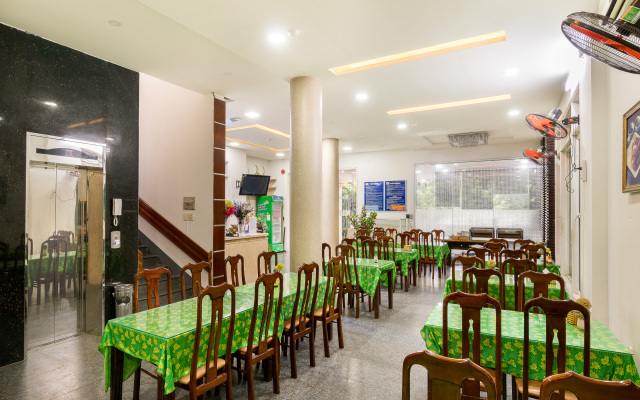 Mimosa Hotel