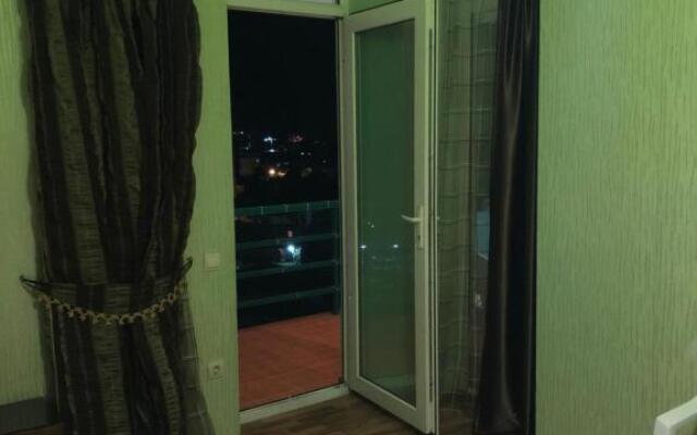 Apartment - Aram