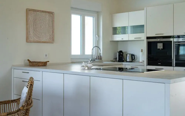 Villa in Marbella Near Beach