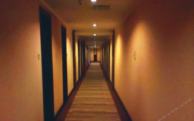 Huaweida Hotel