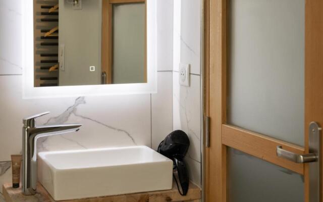 Hôtel Autonome Une Chambre en Ville