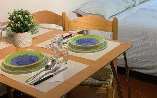 Studio Apartment Una Finestra su Como