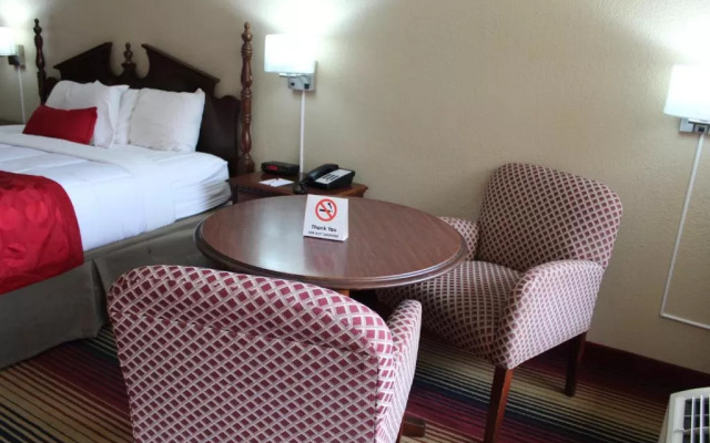 Days Inn by Wyndham Perry Near Fairgrounds