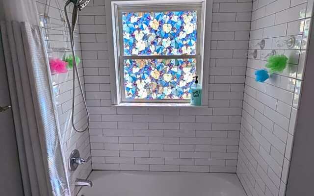 eKstasis Hostel & Urban Farm