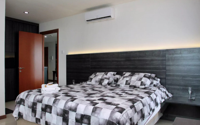 Green Bay Pluit