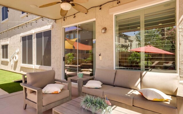 Pool, Fire Pit & Grill: Goodyear Home!