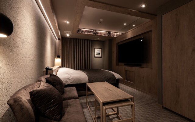 Y-HOTEL