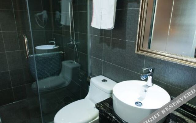 Thank U Hotel (Changsha Youa Mall, Chaoyang Metro Station)
