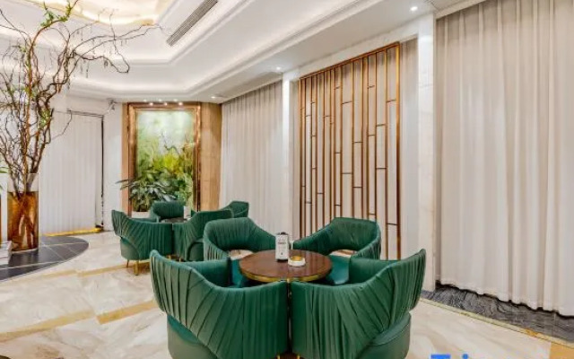 Hezhong Guanjing Hotel