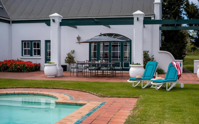Greenhill Farm Manor House Plettenberg Bay - Private House Sleeps 8