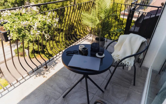 Riverside Nest - LoftAffair