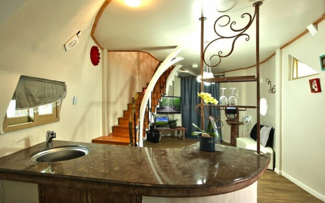 Apple farm stay