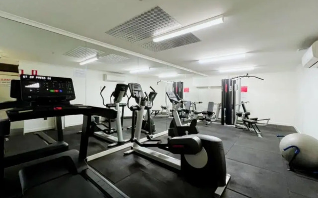 ReadySet Apartments at Southbank Condos