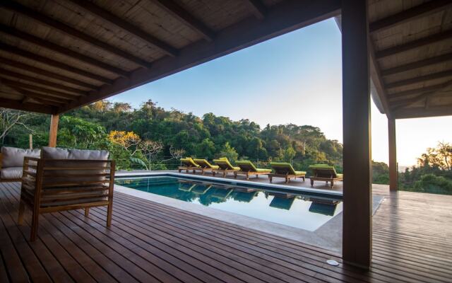 Hermosa-Hills Luxury Villas