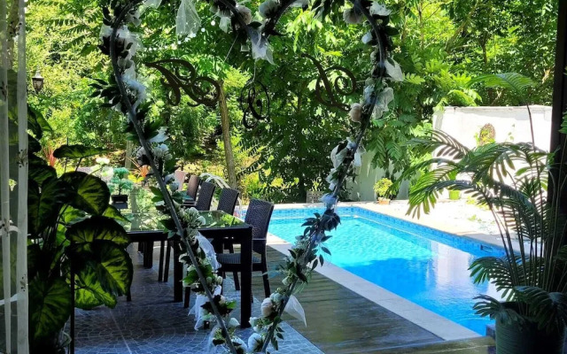 River Boutique Hotel