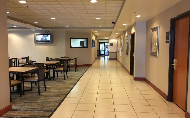 Coon Rapids North Metro Hotel to Norwood Inn & Suites