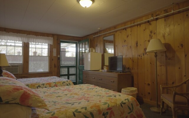 Betty Doon Motor Hotel
