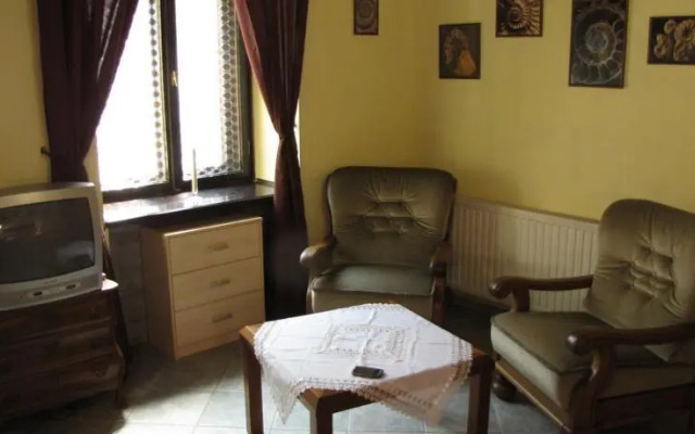 Old Town Krakow Studios