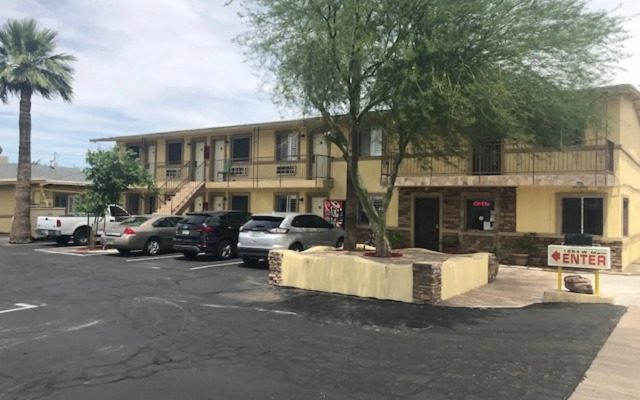 American Executive Inn