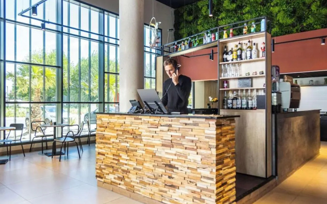 Ibis Marseille Marignane Technopole