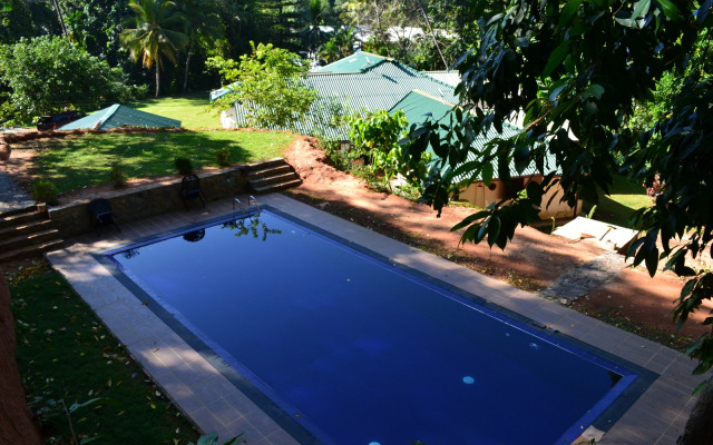 Clove Garden Hotel