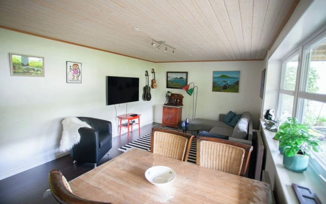 Lovely 2- Bedroom Apartment In Central Tórshavn