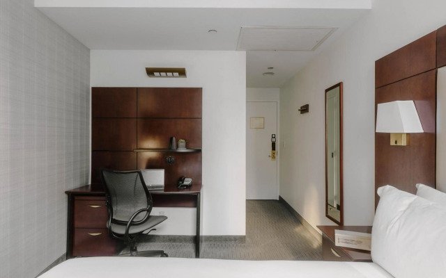 Club Quarters Hotel Wacker at Michigan, Chicago