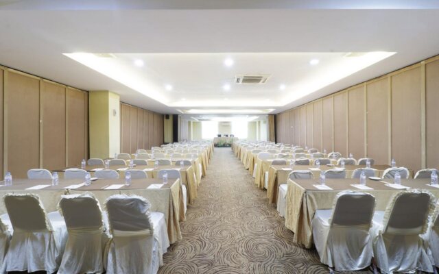 Grand Kanaya Hotel
