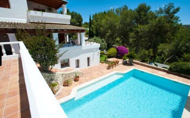 Villa With 5 Bedrooms in Santa Eulalia, With Wonderful sea View, Priva