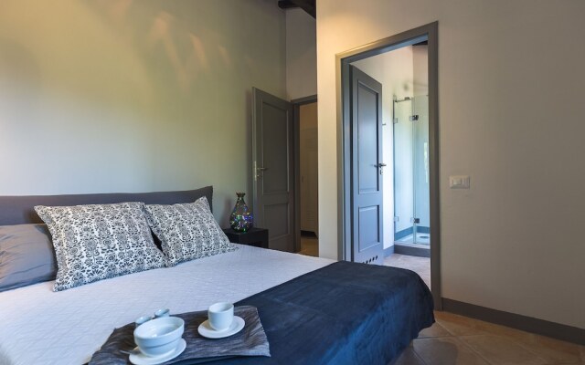 Splendid Villa in Preggio With Swimming Pool