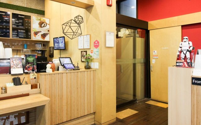 Blooming House Residence