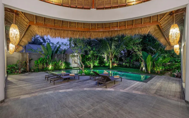 Brand New luxury 3BR Villa Ethnic Ubud 2