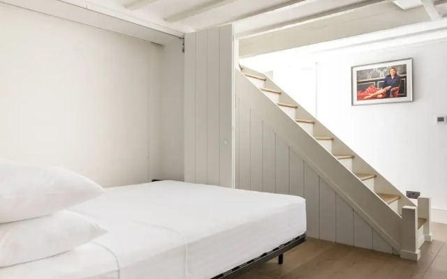 Whittlesey Street II by Onefinestay