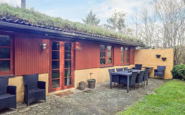 6 Person Holiday Home in Blokhus-by Traum
