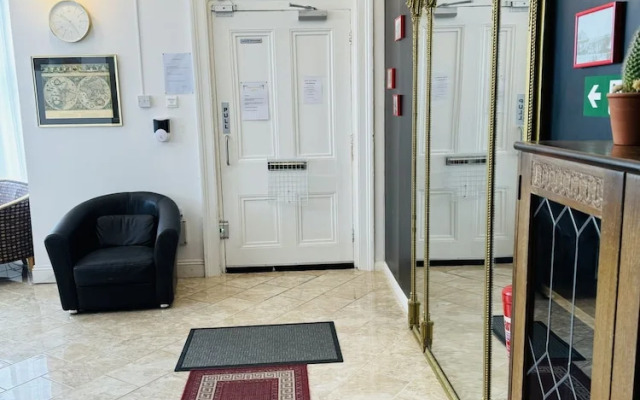 Carlton Courth Hotel Eastbourne