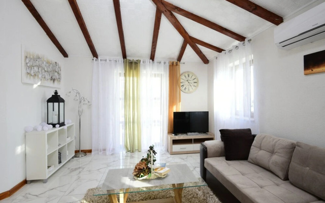 The Hidden Treasure Village - 3 Villas