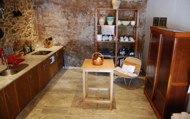 Casa De Doña Maria Valdelarco