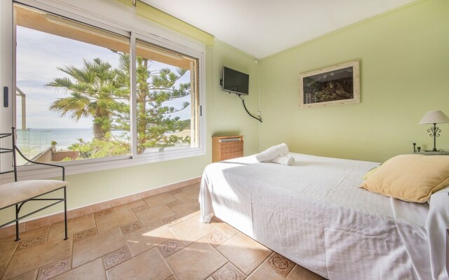 Apartamento en la playa La Mora