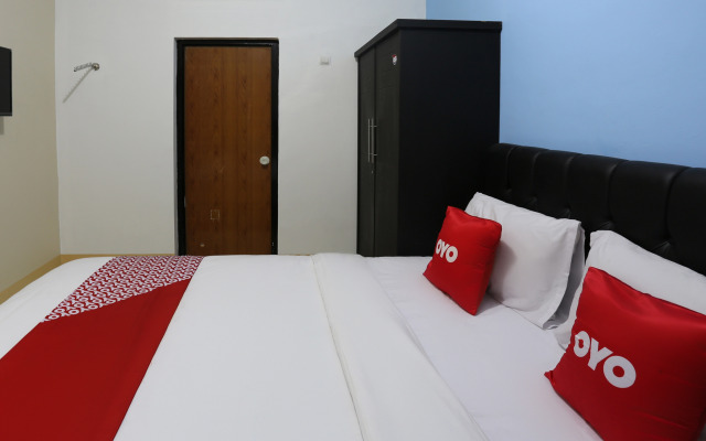 OYO 3865 Wisma Niaga