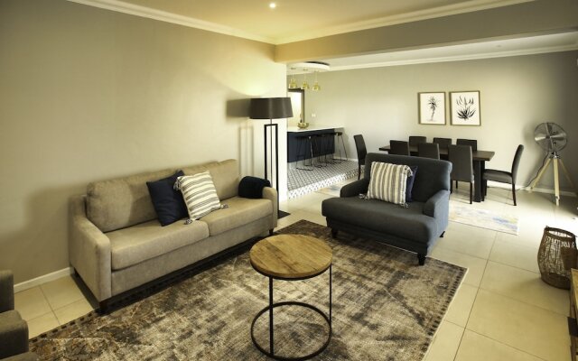 Sunset House Langebaan 8 Sleeper