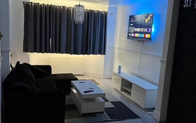 A Stunning 3 Bedroom Luxury Holiday Home