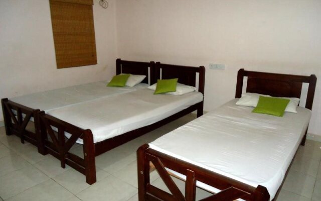 Triinco Huts
