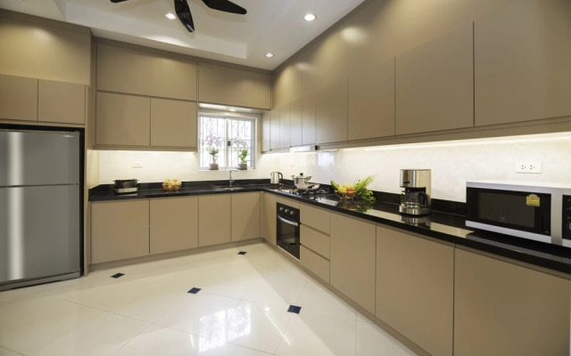 Villa Bos Near the Beach of Jomtien