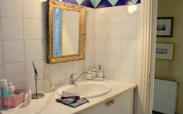 The Emerald City Central Apartment, 2-bdrms
