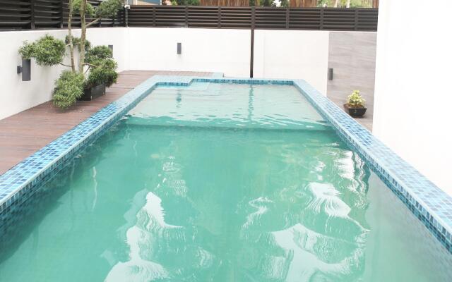 OYO 90020 Amoris Grand Event Space