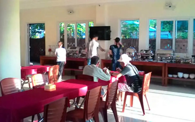 Sun & Sea Hotel