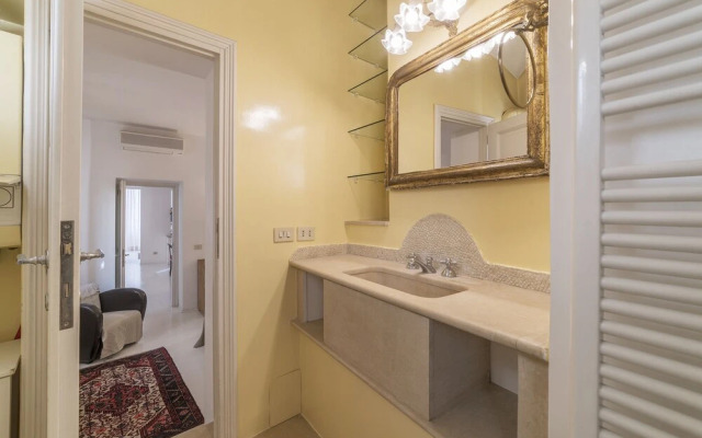 Campo De' Fiori Luxury Apartment
