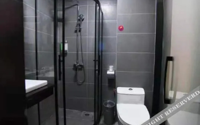 Junyi Hotel (North Renmin Road, Changjiang)