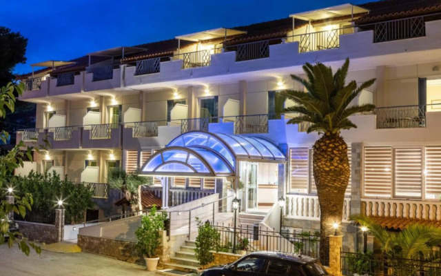 Hotel Serenity Tolo