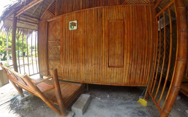 Adang Sea Divers & Eco Lodge